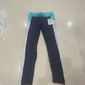 Sofibella leggings